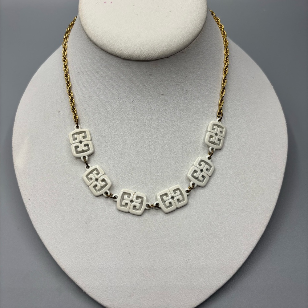 Vintage D’Orlan White Enamel Necklace JP121